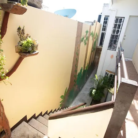La Casa Del Almendro